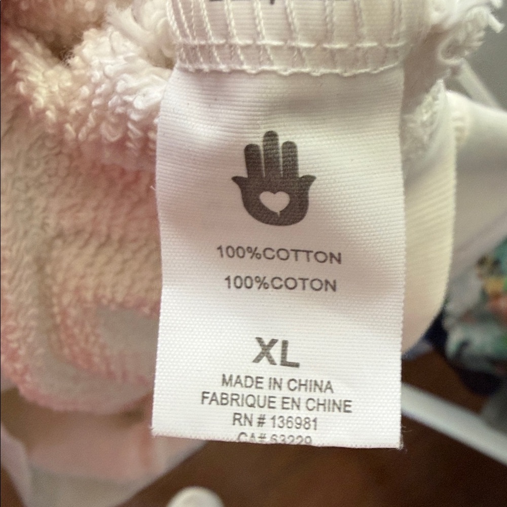 Spiritual Gangster Peloton white Sweatshirt with Multicolor Logo - Picture 5 of 5